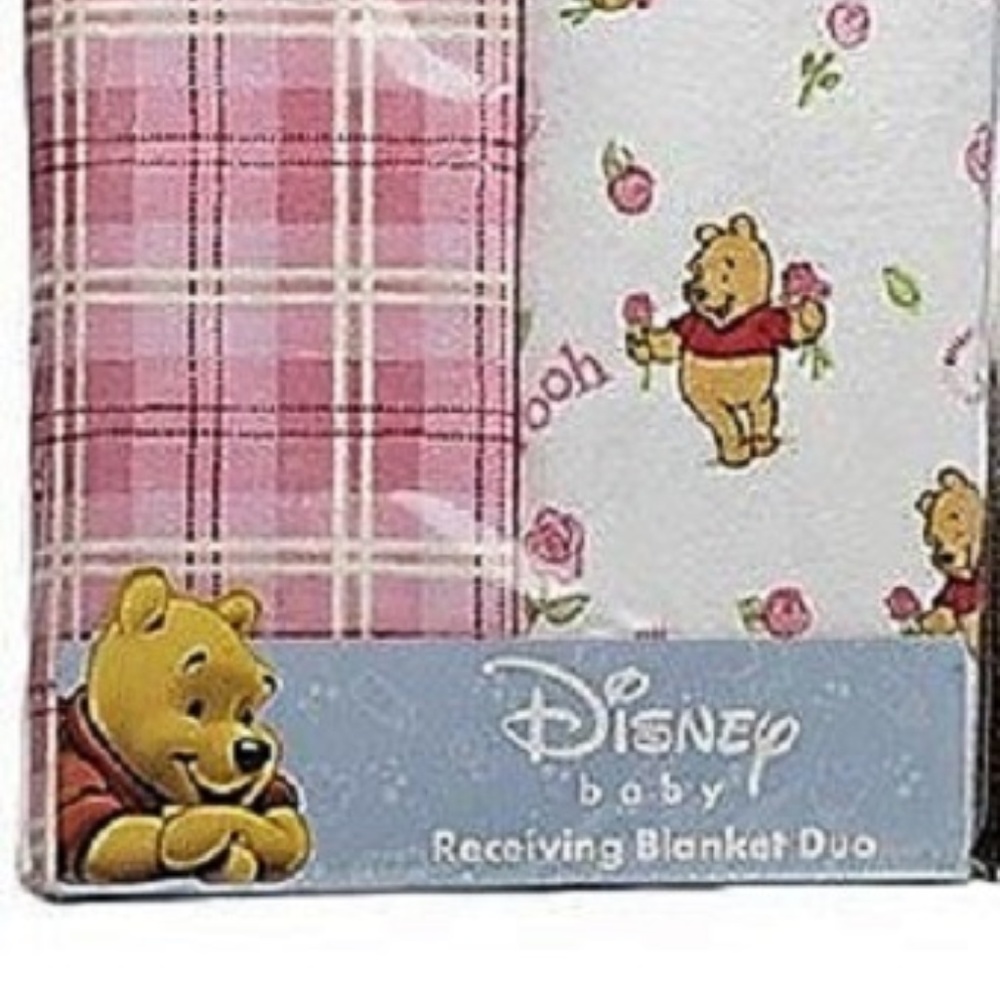 Winnie the Pooh Receiving Blankets 2pk 30" x 30" - Picture 2 of 2